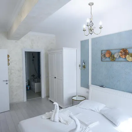 Solid Aparthotel